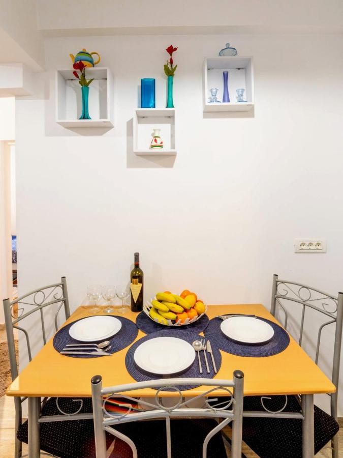 Modern & Stylish Apartment Excellent Location Superhost Constanta Exterior photo